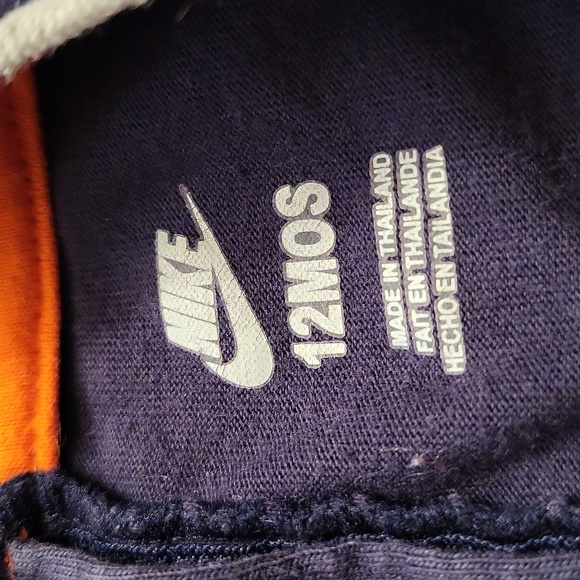 Nike embrodiered long sleeve tee shirt - Picture 3 of 4